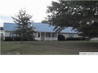 15 Pineview Cir, Cropwell, AL 35054