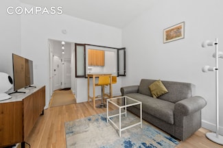 340 E 83rd St Unit 1A, New York, NY 10028