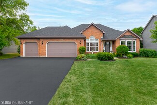 3571 Bunker Hill Dr, Algonquin, IL 60102