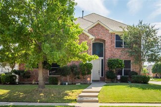 1300 Liverpool Ln, Mansfield, TX 76063