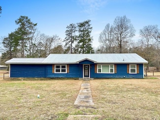 211 Williams St, Newton, TX 75966