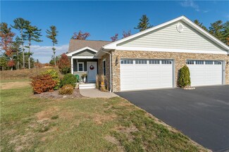 18 Bella Vista Cir, Chepachet, RI 02814