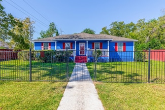 1007 Ewing St, Beaumont, TX 77701