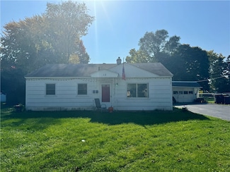 12 Beechcraft Dr, Rochester, NY 14606