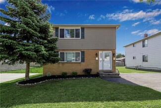 57 Strasbourg Dr, Buffalo, NY 14227