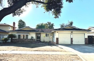 3727 N Rowell Ave, Fresno, CA 93726
