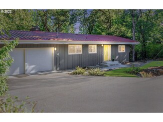 175 W 35th Place, Eugene, OR 97405