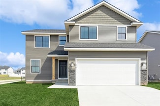 2901 Yordi Dr, Norwalk, IA 50211