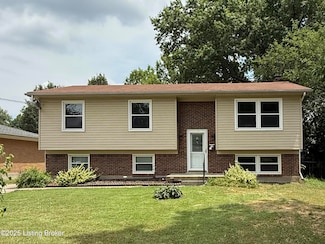 3829 Chevy Chase Rd, Louisville, KY 40218