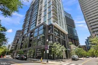 1781 N Pierce St Unit 1003, Arlington, VA 22209
