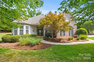2922 Providence View Ln, Charlotte, NC 28270