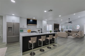 7413 Turtle Dove Ct, Las Vegas, NV 89129