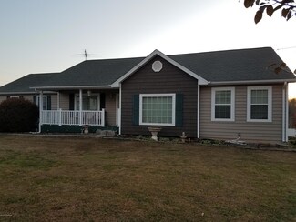 326 Tom Brown Rd, Vine Grove, KY 40175