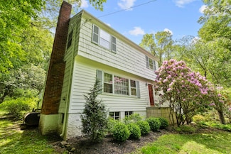 131 Indian Hill Rd, Wilton, CT 06897