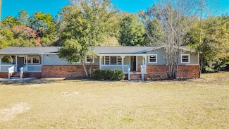5815 Ester Terrace, Crestview, FL 32539