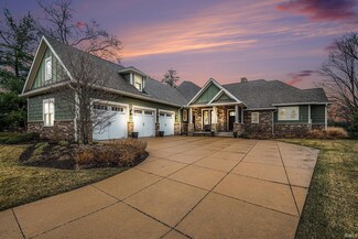754 Country Club Ln, South Bend, IN 46615