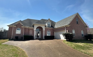 8579 May Orchard Ln, Cordova, TN 38018