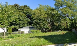 614 Home Ave, Waukegan, IL 60085