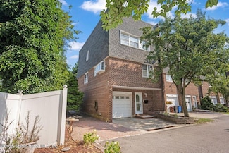 14 Yacht Club Cove St, Staten Island, NY 10308