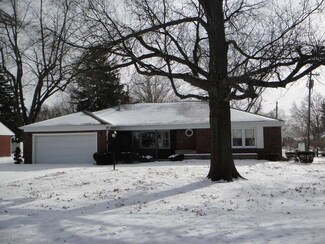 325 E Fairman Ave, Watseka, IL 60970