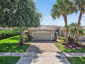 10785 Royal Caribbean Cir, Boynton Beach, FL 33437