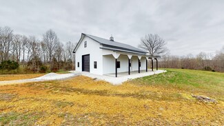 400 Sugar Maple Ln, Nunnelly, TN 37137