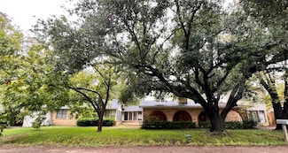 419 N Collier St, Grand Saline, TX 75140