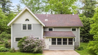 379 Swallow Hill Rd, Pownal, VT 05261