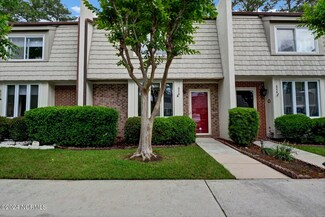 648 Cobblestone Dr, Wilmington, NC 28405