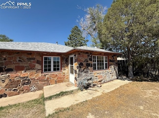 1117 E 6th St, La Junta, CO 81050