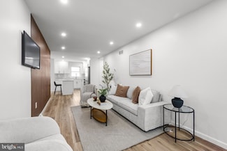 108 E Maiden Ln, Somerdale, NJ 08083
