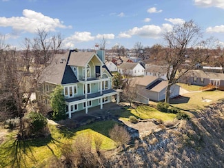 210 Stewart Ct, Owensboro, KY 42303