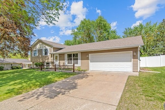 7421 Ideal Ave S, Cottage Grove, MN 55016