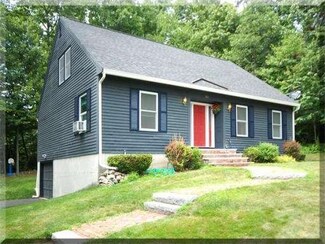 60 Woodrow Ave, Haverhill, MA 01830