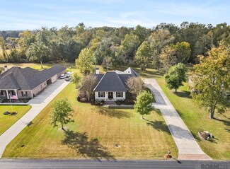 7525 Lillie Valley Dr, Gonzales, LA 70737