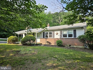 836 Brownsville Rd, Wernersville, PA 19565