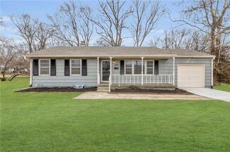 4904 E Red Bridge Rd, Kansas City, MO 64137