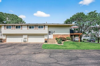 4173 Sylvia Ln S, Saint Paul, MN 55126