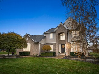26720 Kentucky Ct, South Lyon, MI 48178