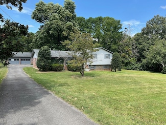 106 Elnora Dr, Hendersonville, TN 37075