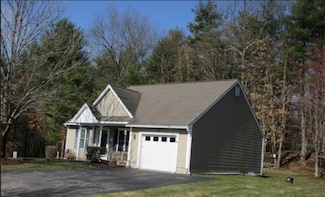 14 Halsey Ct Unit 16, Litchfield, NH 03052