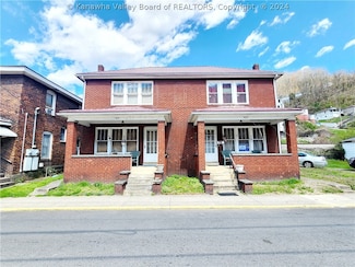 515 Stratton St, Logan, WV 25601