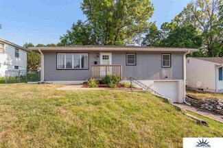 8005 Hascall St, Omaha, NE 68124