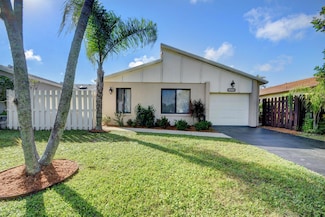 5679 Mirror Lakes Blvd, Boynton Beach, FL 33472
