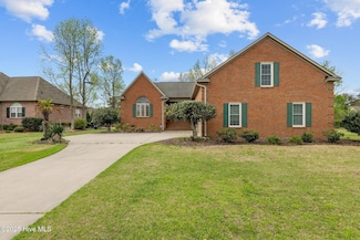 111 Mellen Rd, New Bern, NC 28562