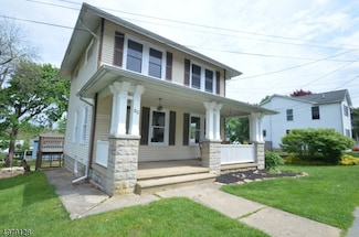 30 Main St, Bloomsbury, NJ 08804