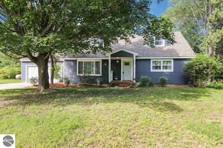 4019 Williamsburg Rd, Williamsburg, MI 49690