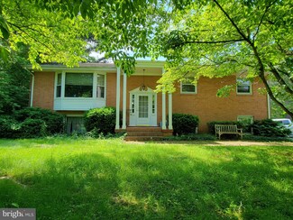 10308 Schaeffer Ln, Nokesville, VA 20181