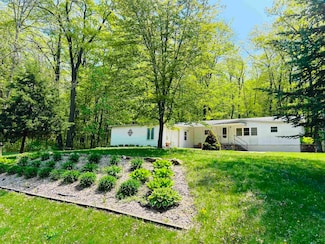 E12977 Neuman Rd, Baraboo, WI 53913