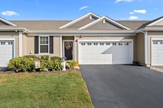 273 Ridley St, North Aurora, IL 60542